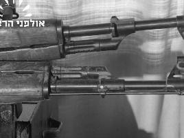 צה"ל מציג שלל שנלקח מבסיס פת"ח בירדן